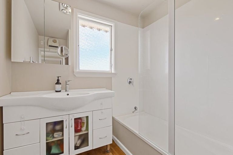 Photo of property in 8 Pandora Street, North New Brighton, Christchurch, 8083