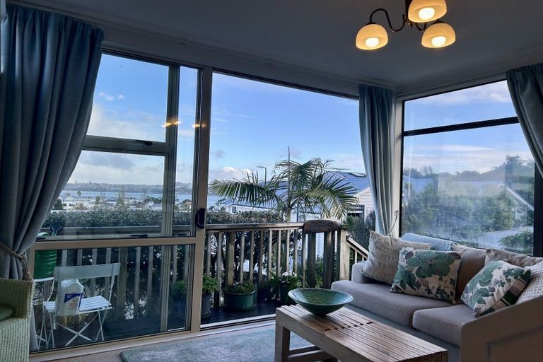 Photo of property in 2/9 Calliope Road, Devonport, Auckland, 0624