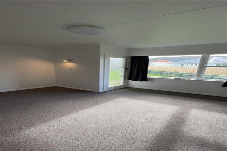 Photo of property in 138 Reynolds Street, Taita, Lower Hutt, 5011