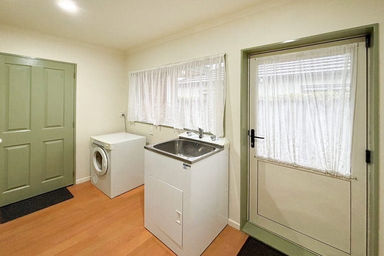 Photo of property in 15 Roderick Place, Rototuna, Hamilton, 3210