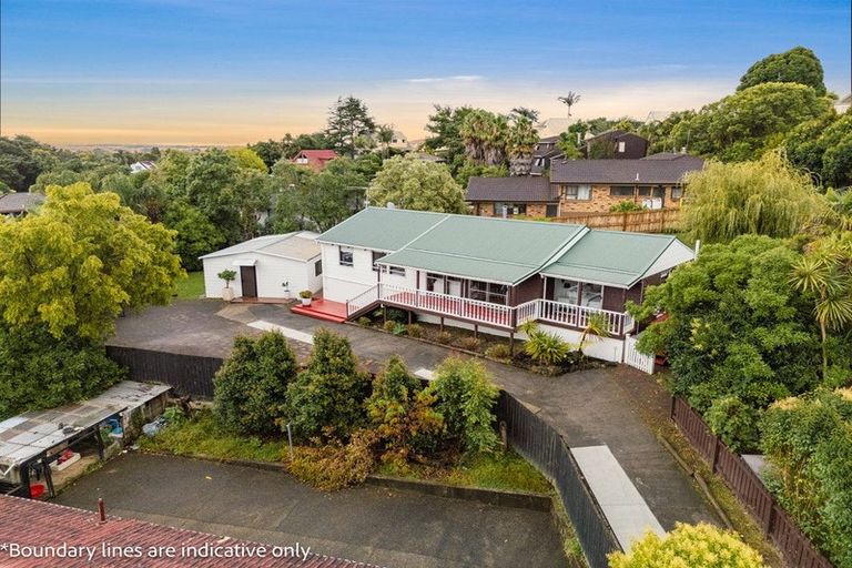 Photo of property in 26 Eugenia Rise, Totara Heights, Auckland, 2105