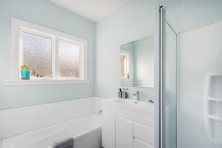 Photo of property in 234 Centaurus Road, Saint Martins, Christchurch, 8022