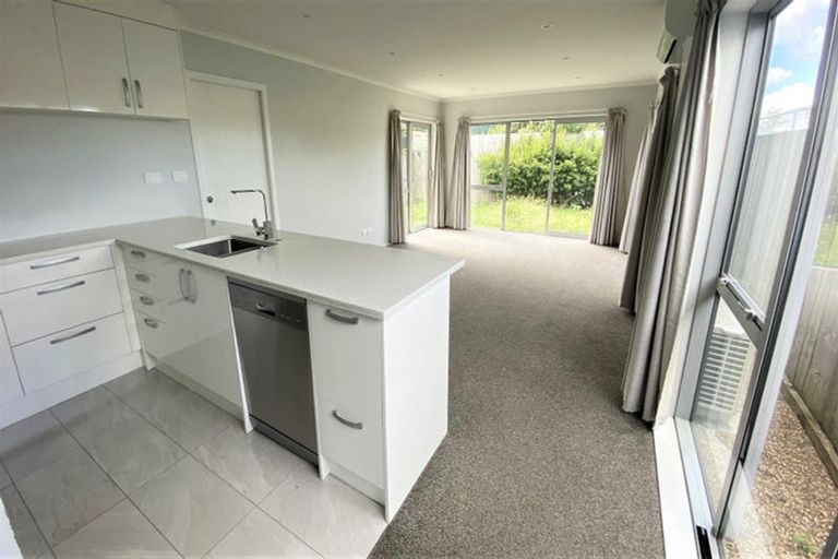 Photo of property in 11u3 Crosher Place, Silverdale, Hamilton, 3216