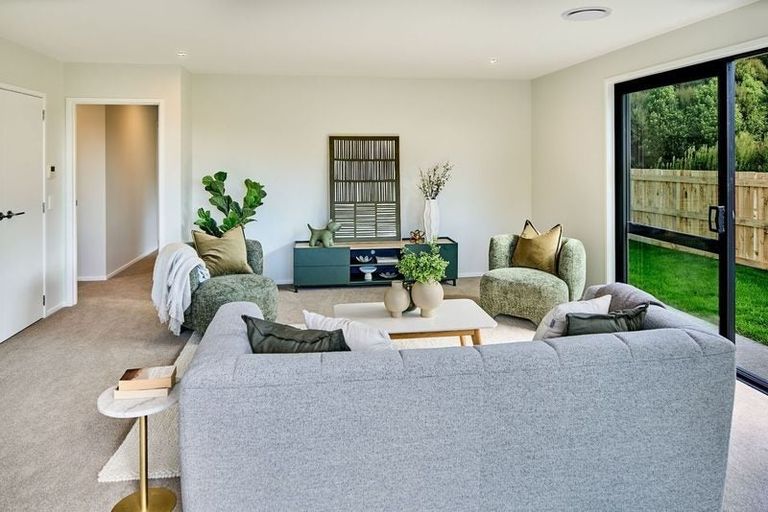 Photo of property in 100 Waipunahau Road, Waikanae, 5036