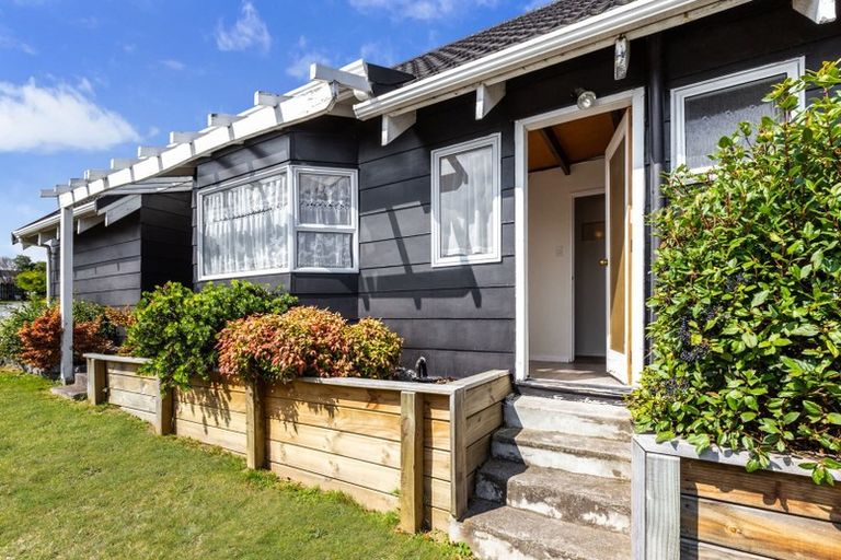 Photo of property in 27 Tobin Place, Richmond Heights, Taupo, 3330