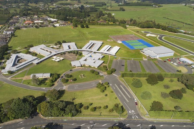 Photo of property in 12 Lomond Court, Pyes Pa, Tauranga, 3112