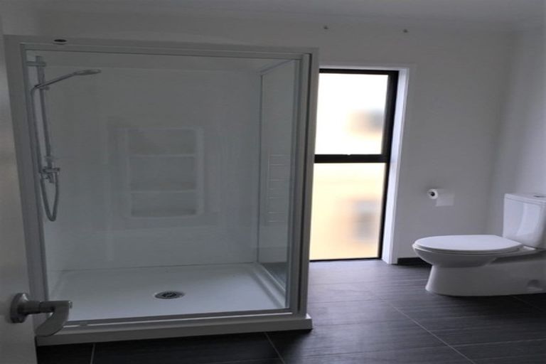 Photo of property in 4 Pheasant Lane, Hobsonville, Auckland, 0616