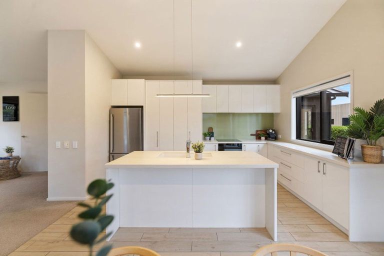 Photo of property in 22 Mckellar Drive, Jacks Point, Queenstown, 9371