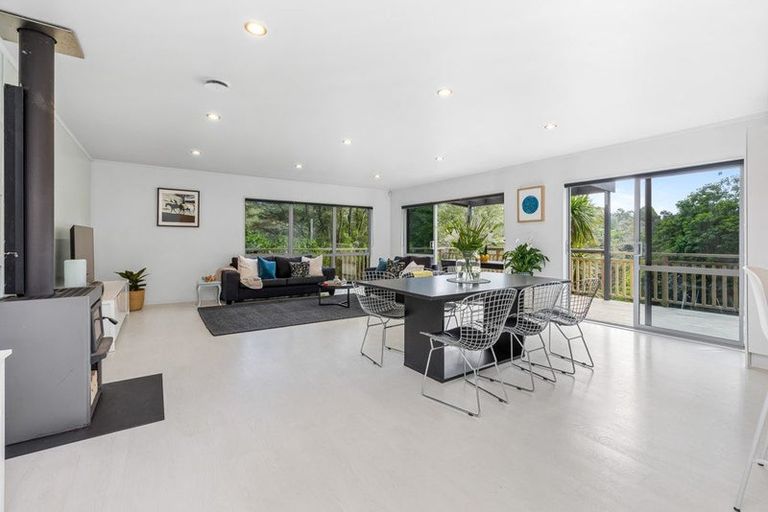 Photo of property in 15 Albany Heights Road, Dairy Flat, Albany, 0792