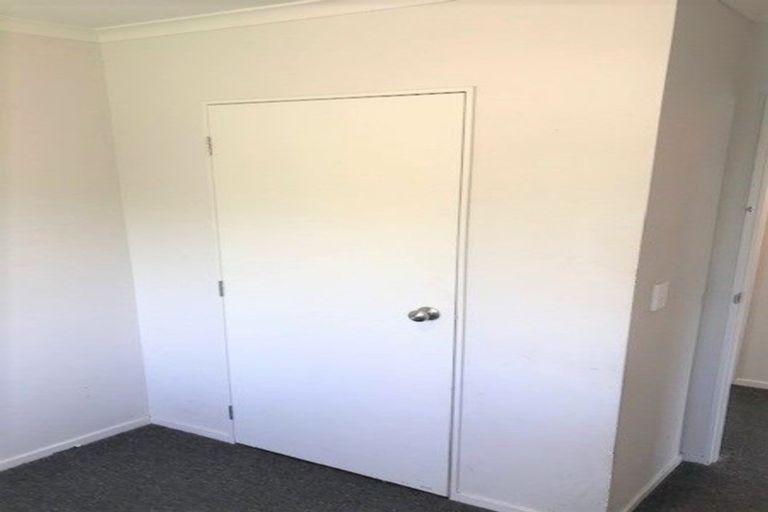 Photo of property in 10 Hinau Street, New Lynn, Auckland, 0600