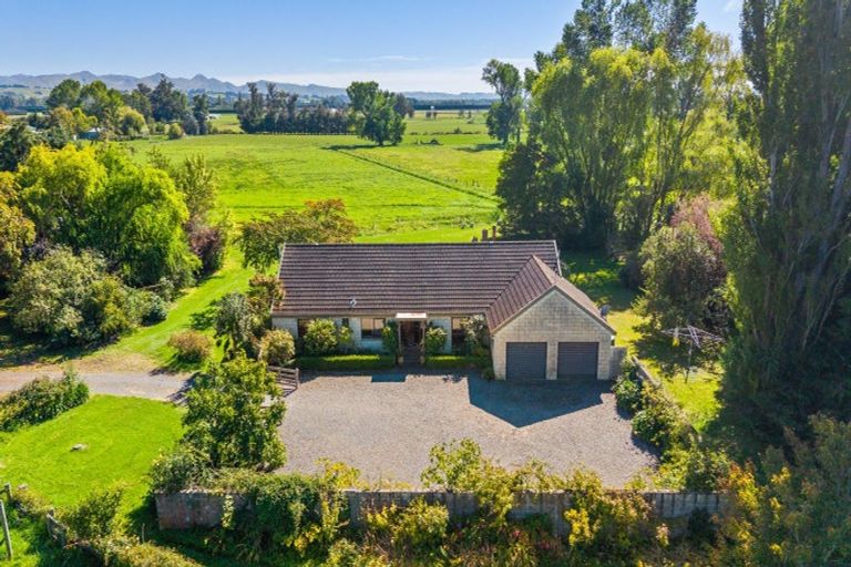 Photo of property in 460 Douglas Road, Amberley, 7482