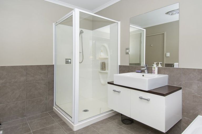 Photo of property in 12 Lomond Court, Pyes Pa, Tauranga, 3112