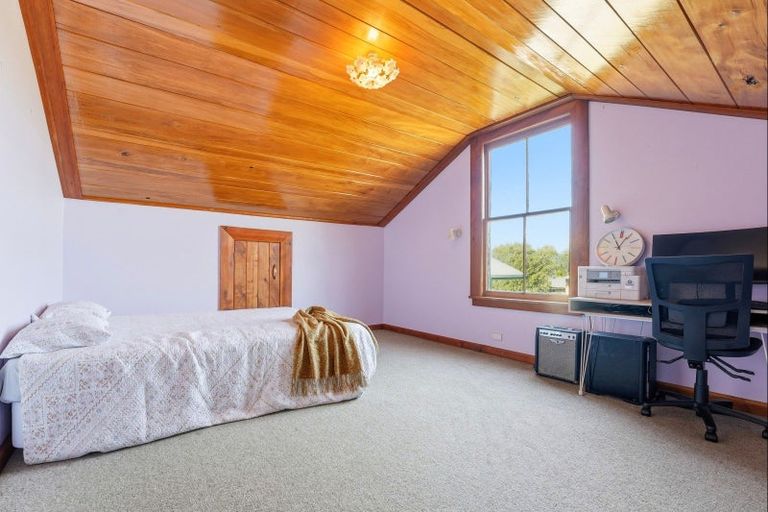 Photo of property in 118 Mclean Street, Woodville, 4920