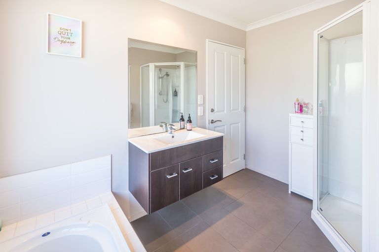 Photo of property in 26 Henley Close, Rolleston, 7614