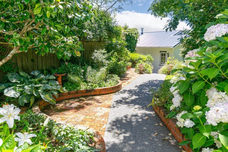 Photo of property in 68 Upland Road, Kelburn, Wellington, 6012