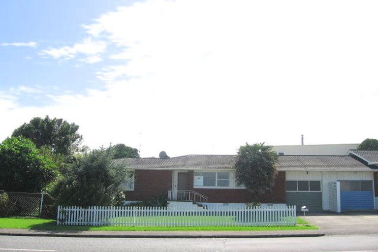 Photo of property in 36 Reeves Road, Pakuranga, Auckland, 2010