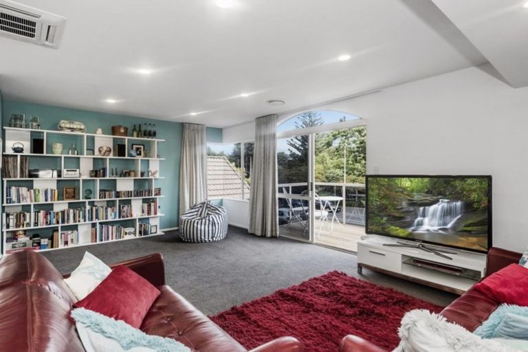 Photo of property in 70 Memorial Drive, Hamilton East, Hamilton, 3216