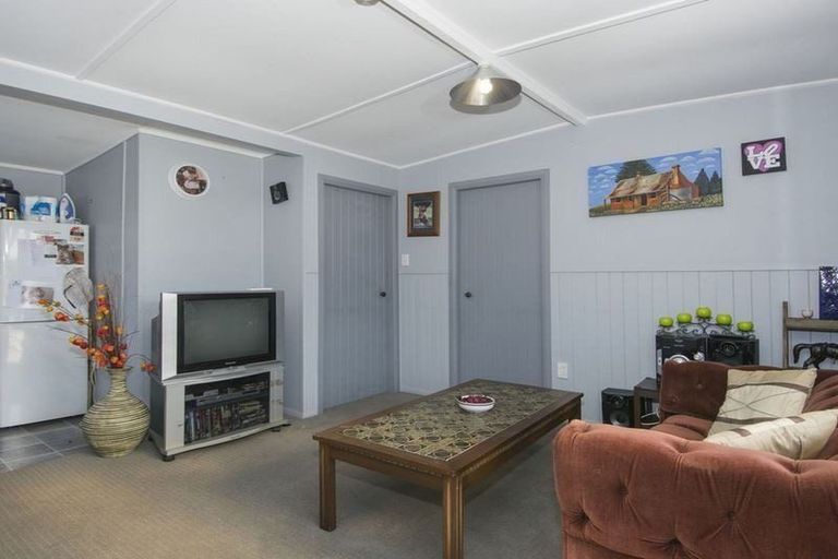 Photo of property in 380 Welcome Bay Road, Welcome Bay, Tauranga, 3175