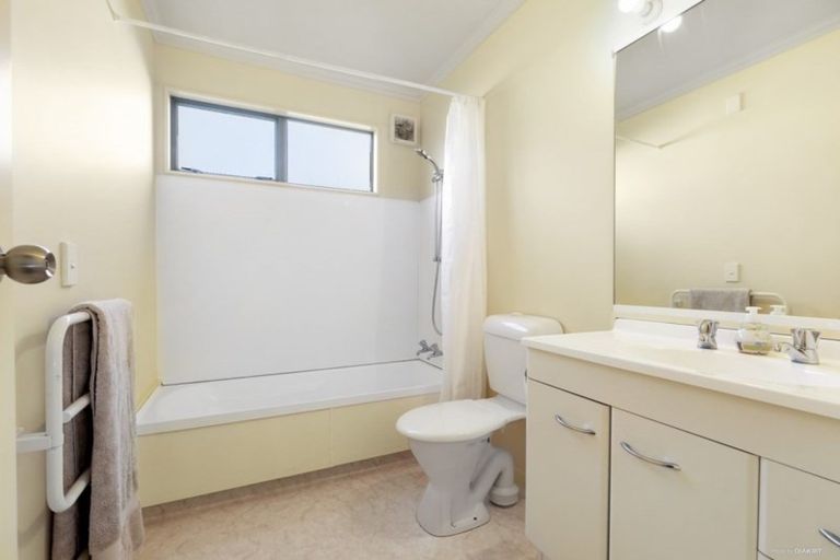 Photo of property in 15b Hawtrey Terrace, Johnsonville, Wellington, 6037