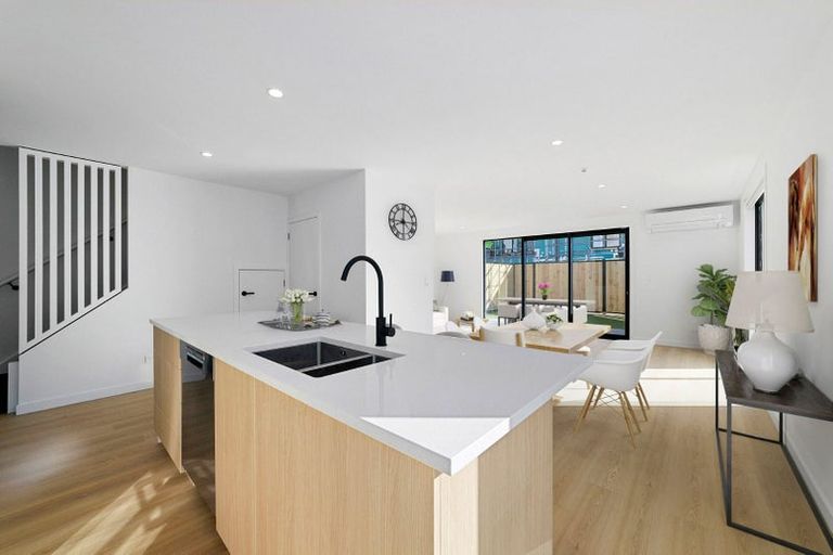 Photo of property in 19/10 Trieste Way, Paraparaumu, 5032