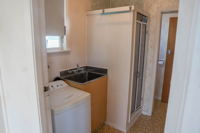 Photo of property in 1 Coddington Crescent, Masterton, 5810