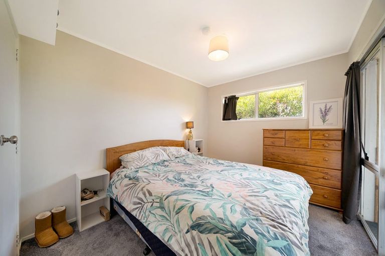 Photo of property in 2/2 Kashmir Road, Glen Eden, Auckland, 0602