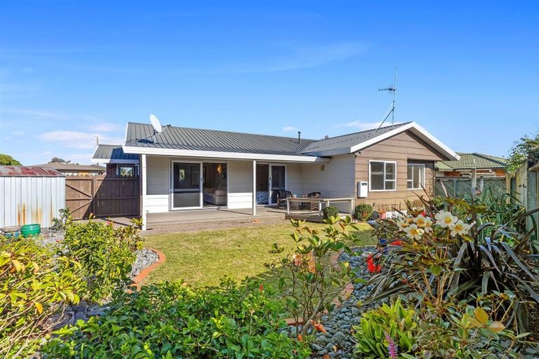 Photo of property in 2 The Green, Mount Maunganui, 3116