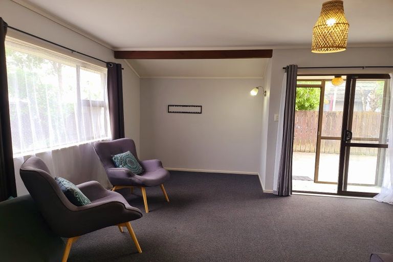 Photo of property in 6 Jarrett Court, Roslyn, Palmerston North, 4414