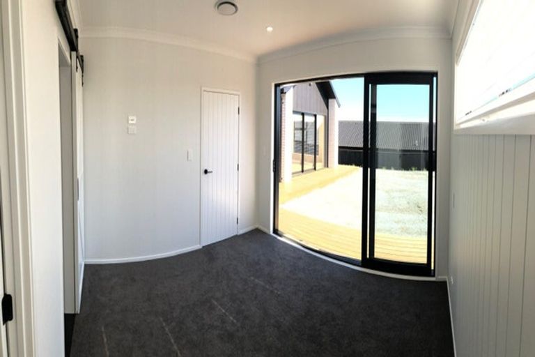 Photo of property in 2 Fetter Lane, Paerata, Pukekohe, 2124