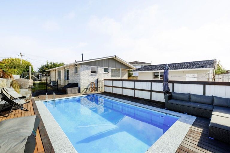 Photo of property in 3 Norma Place, Riverlea, Hamilton, 3216