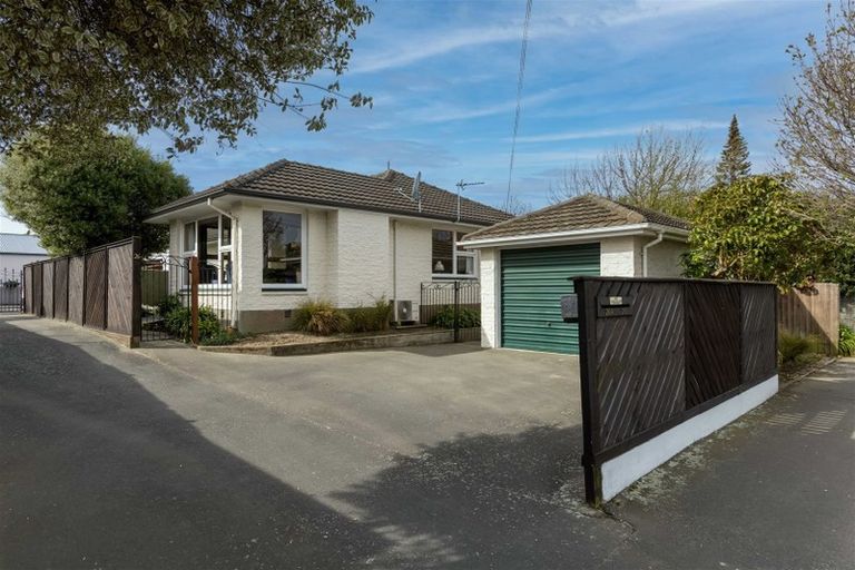 Photo of property in 26 Staveley Street, Avonhead, Christchurch, 8042