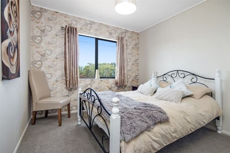 Photo of property in 14a Kaiwaka Road, Waiuku, 2123