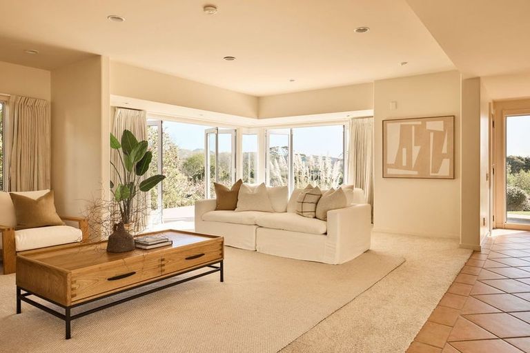 Photo of property in 168 Te Mata Peak Road, Havelock North, 4130