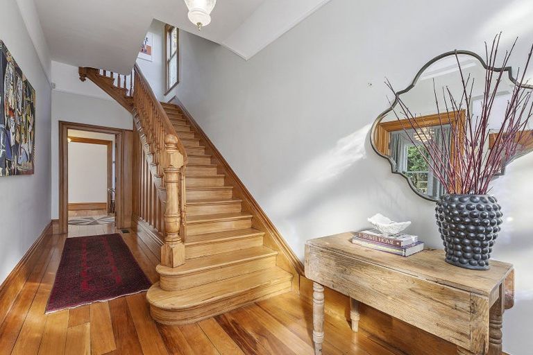 Photo of property in 52 Ira Street, Miramar, Wellington, 6022