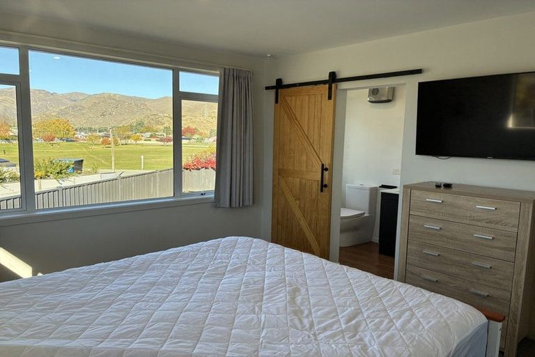 Photo of property in 43 Monaghan Street, Cromwell, 9310
