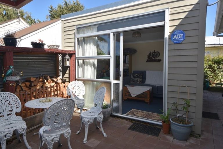 Photo of property in 14a Kupe Drive, Carterton, 5713