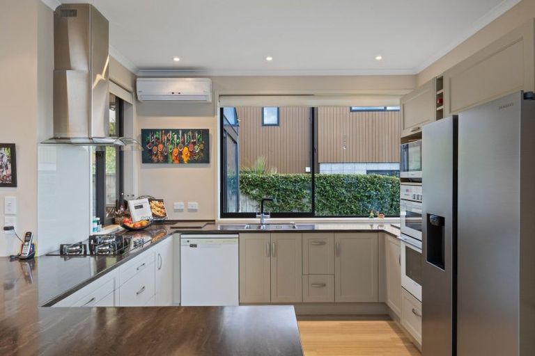 Photo of property in 53 Grand Drive, Orewa, 0931