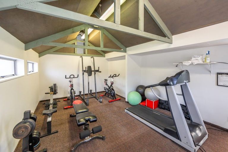 Photo of property in 72-76 Tasman Street, Mount Cook, Wellington, 6021