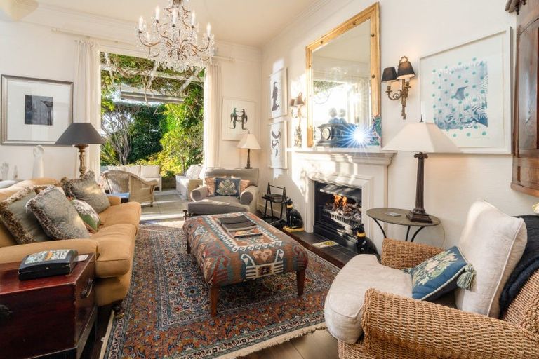 Photo of property in 5 Telford Terrace, Oriental Bay, Wellington, 6011