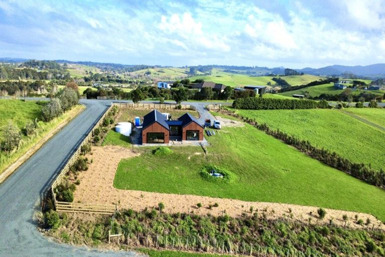 Photo of property in 582 Barrier View Road, Mangawhai, 0573