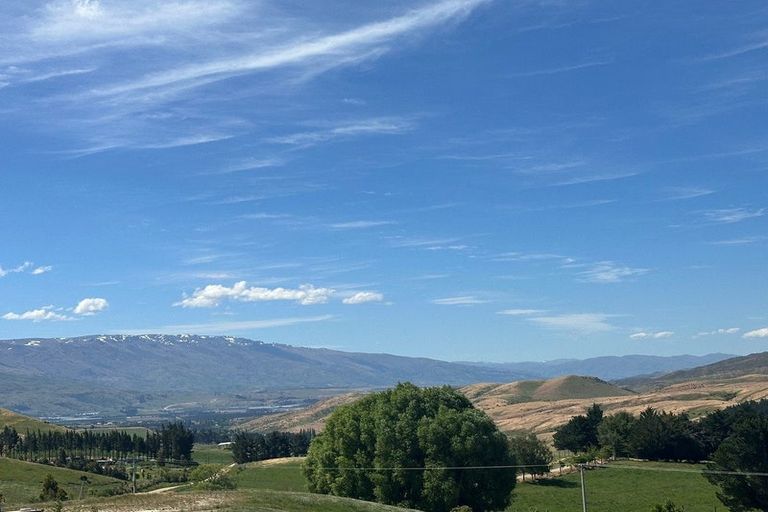 Photo of property in 218 Hawksburn Road, Nevis, Cromwell, 9384