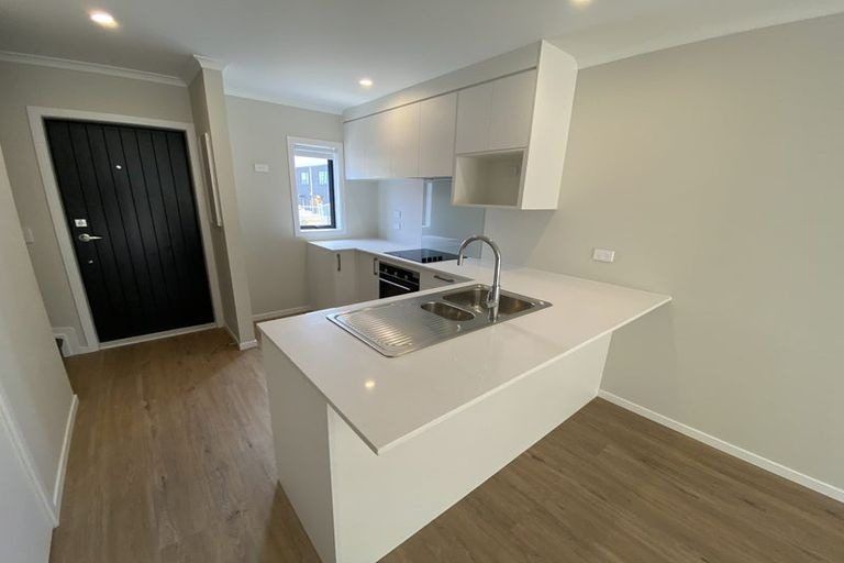 Photo of property in 13/125b Metcalfe Road, Ranui, Auckland, 0612