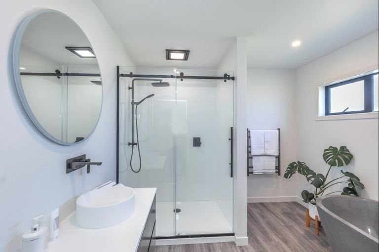 Photo of property in 26 Oriwa Lane, Levin, 5571