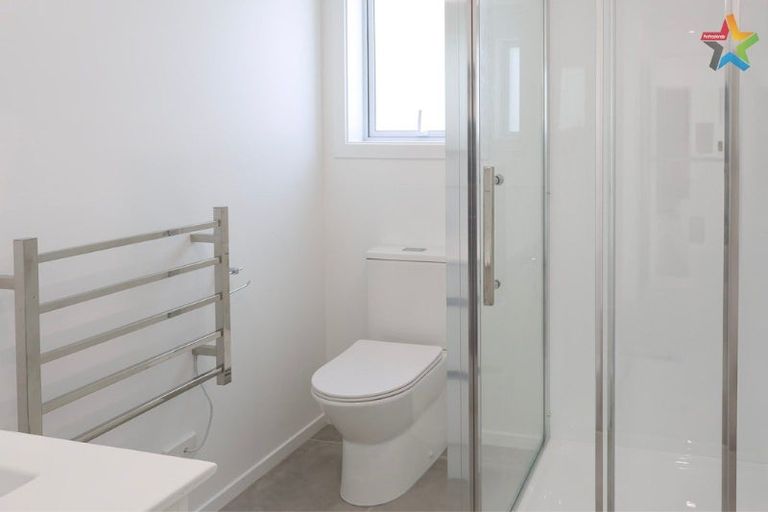 Photo of property in 2b Mayo Grove, Naenae, Lower Hutt, 5011