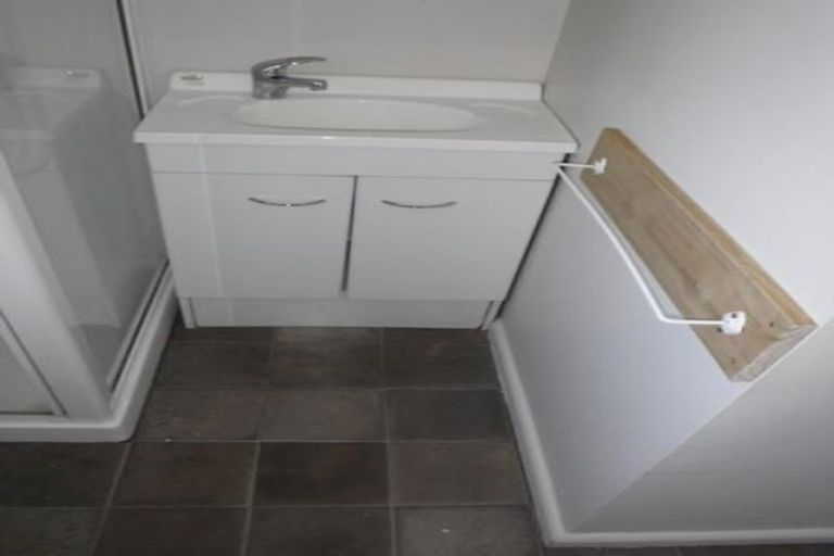 Photo of property in 2/79 Champion Street, Edgeware, Christchurch, 8013