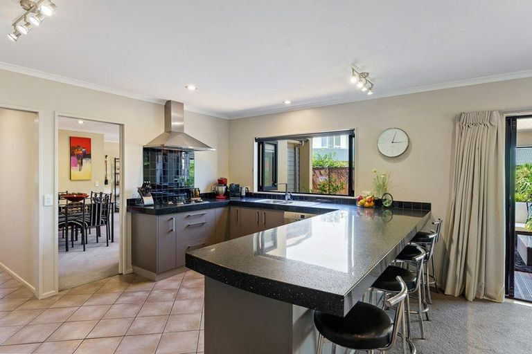 Photo of property in 38 Regent Drive, Paraparaumu Beach, Paraparaumu, 5032