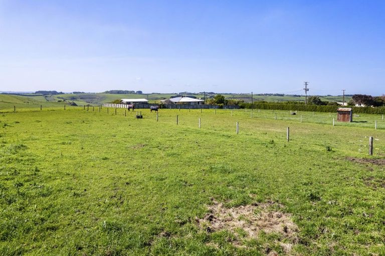 Photo of property in 103 Mclean Road, Okaiawa, Hawera, 4671