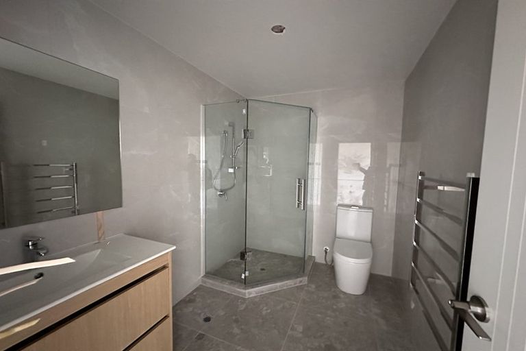 Photo of property in 309 Don Buck Road, Massey, Auckland, 0614