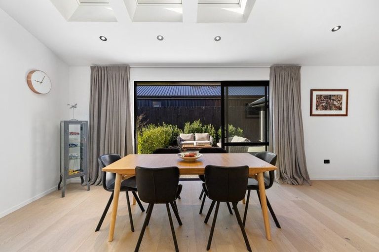 Photo of property in 30 Muster Road, Jacks Point, 9371