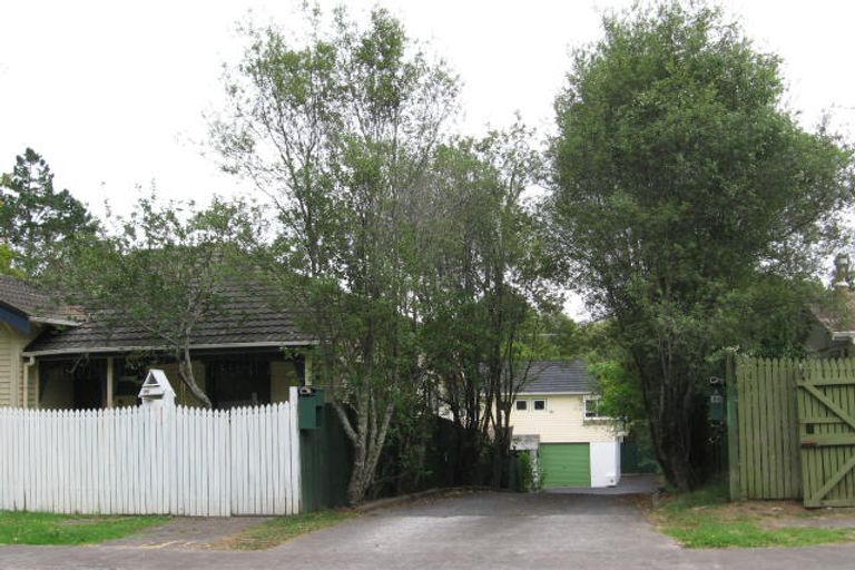 Photo of property in 2/36 Eskdale Road, Birkdale, Auckland, 0626